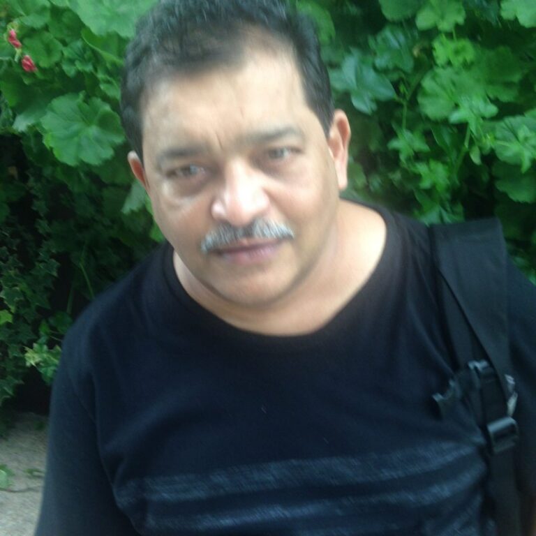 Dr. Pravesh Shah